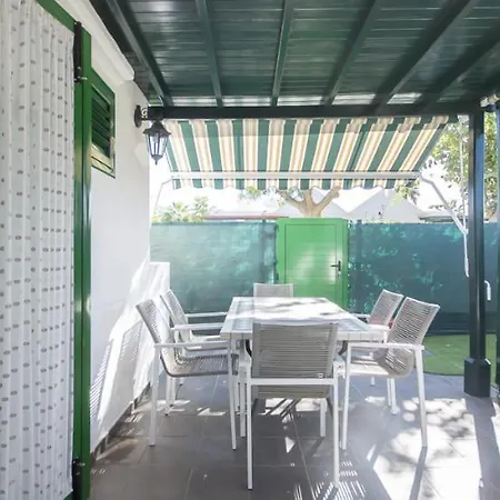 度假居 Charming With Private Garden *