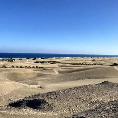 Charming With Private Garden Hébergement de vacances